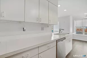 101 Breakers Ln, Stratford, CT 06615 - Photo 21