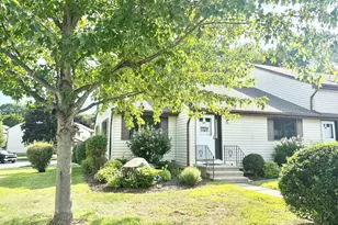6 Oak Forest Dr, Manchester, CT 06042 - Photo 1