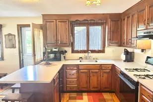 6 Oak Forest Dr, Manchester, CT 06042 - Photo 5