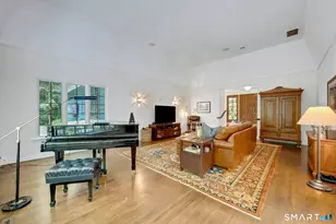 23 Mill Stream Rd, Stamford, CT 06903 - Photo 5