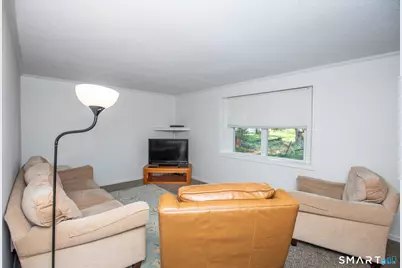 7 Raynham Road, East Haven, CT 06512 - Photo 7