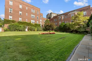 70 Strawberry Hill Ave, Stamford, CT 06902 - Photo 23