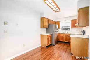 28 Middle St, New Milford, CT 06776 - Photo 5
