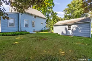 70 Maple Ave, Montville, CT 06382 - Photo 3