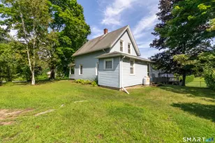 70 Maple Ave, Montville, CT 06382 - Photo 5