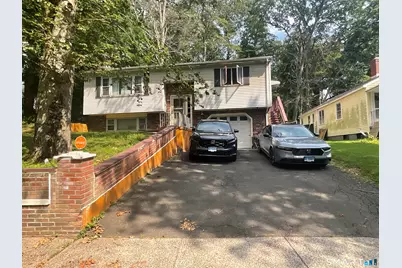 127 Laurel Road, New Haven, CT 06515 - Photo 1