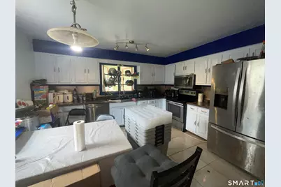 127 Laurel Road, New Haven, CT 06515 - Photo 5