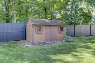 142 Red Oak Hill, Torrington, CT 06790 - Photo 7