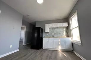 99 Lounsbury Ave, Waterbury, CT 06706 - Photo 11