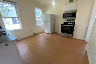99 Lounsbury Ave, Waterbury, CT 06706 - Photo 7