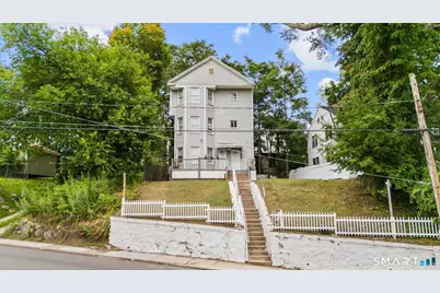 99 Lounsbury Avenue, Waterbury, CT 06706 - Photo 15