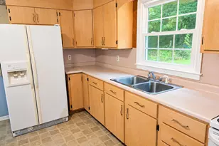 16 Colonial Dr, Columbia, CT 06237 - Photo 9