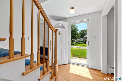 14 Richard Road, Simsbury, CT 06070 - Photo 5