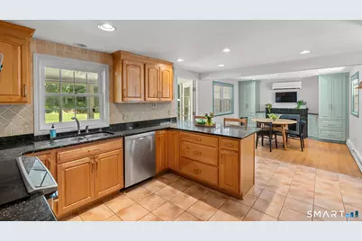 14 Richard Road, Simsbury, CT 06070 - Photo 15