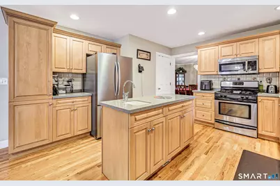 12 Beth Ann Circle, Milford, CT 06461 - Photo 13