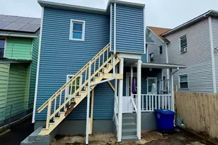 4 Armstrong Pl, Bridgeport, CT 06608 - Photo 3