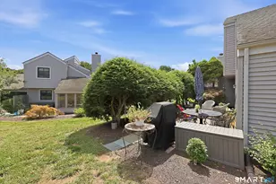 170 Hollister Way S, Glastonbury, CT 06033 - Photo 3