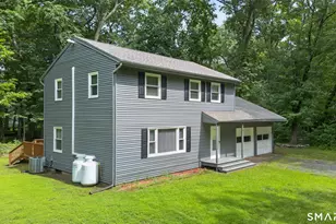 11 Glover Ave, Old Lyme, CT 06371 - Photo 1