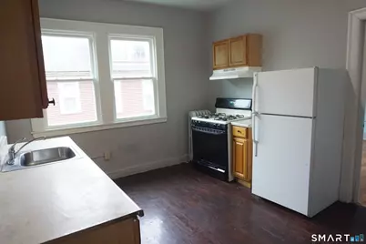 472 Prospect Avenue #B3, Hartford, CT 06105 - Photo 11