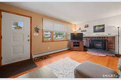 33 Shady Crest Road, Meriden, CT 06450 - Photo 5