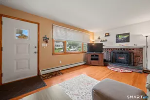 33 Shady Crest Rd, Meriden, CT 06450 - Photo 5