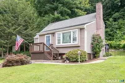 106 Steinmann Avenue, Middlebury, CT 06762 - Photo 1
