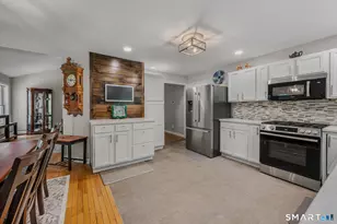 394 Killingly Ave, Putnam, CT 06260 - Photo 9