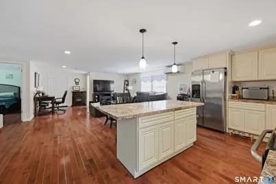 28 Saw Mill Road, New Fairfield, CT 06812 - Photo 31