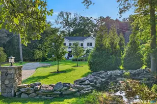 6 Abbotts Ln, Westport, CT 06880 - Photo 3