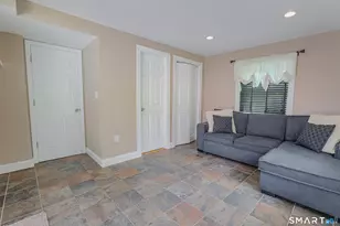 46 Westminster Dr, West Hartford, CT 06107 - Photo 19