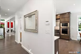 71 Hale Ln, Darien, CT 06820 - Photo 5