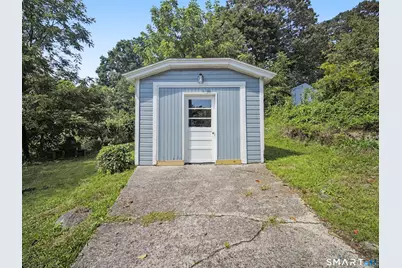 127 Maple Street, Norwich, CT 06360 - Photo 5