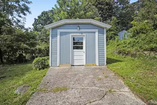 127 Maple St, Norwich, CT 06360 - Photo 5