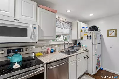 40 Mills Avenue, Milford, CT 06460 - Photo 5