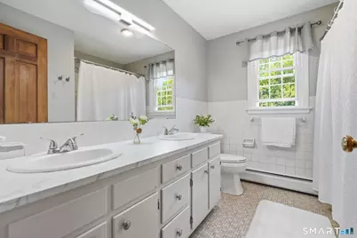 8 Lionel Drive, Simsbury, CT 06070 - Photo 19