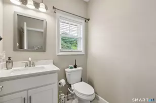 17 Seaview Ter, Waterford, CT 06385 - Photo 11