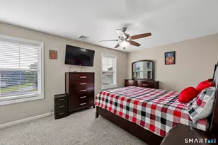 17 Seaview Ter, Waterford, CT 06385 - Photo 19