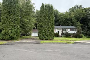 9 Pleasant Dr, North Haven, CT 06473 - Photo 21