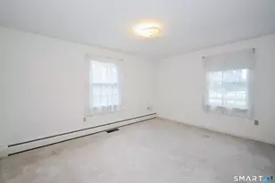 162 Roslyn Dr, New Britain, CT 06052 - Photo 17