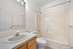 42 Highland Rd, Stamford, CT 06902 - Photo 13