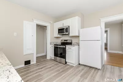 885 Grand Street, Bridgeport, CT 06604 - Photo 15