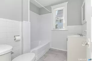 885 Grand St, Bridgeport, CT 06604 - Photo 21