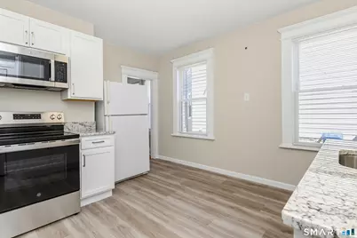 885 Grand Street, Bridgeport, CT 06604 - Photo 13
