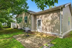 4 Cliff Rd, Ledyard, CT 06339 - Photo 3