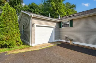 4 Cliff Rd, Ledyard, CT 06339 - Photo 5