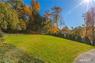 11 Squantz View Dr, New Fairfield, CT 06812 - Photo 15