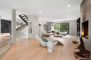 210 Red Fox Rd, Stamford, CT 06903 - Photo 15