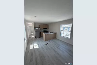 435 High Street #100, Groton, CT 06355 - Photo 3