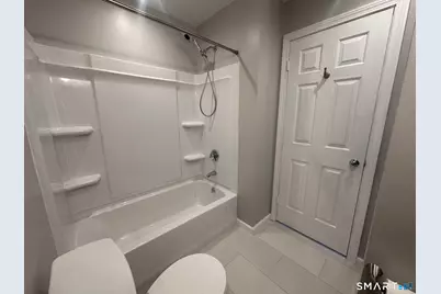 1690 Dixwell Avenue #B6, Hamden, CT 06514 - Photo 7