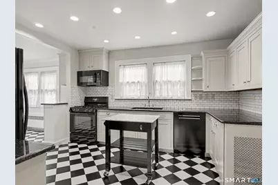 14 Roosevelt Street, Norwalk, CT 06851 - Photo 9